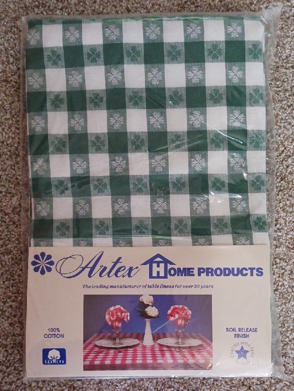 Artex Home Products~ Green & White Check Tablecloth w/Shamrocks